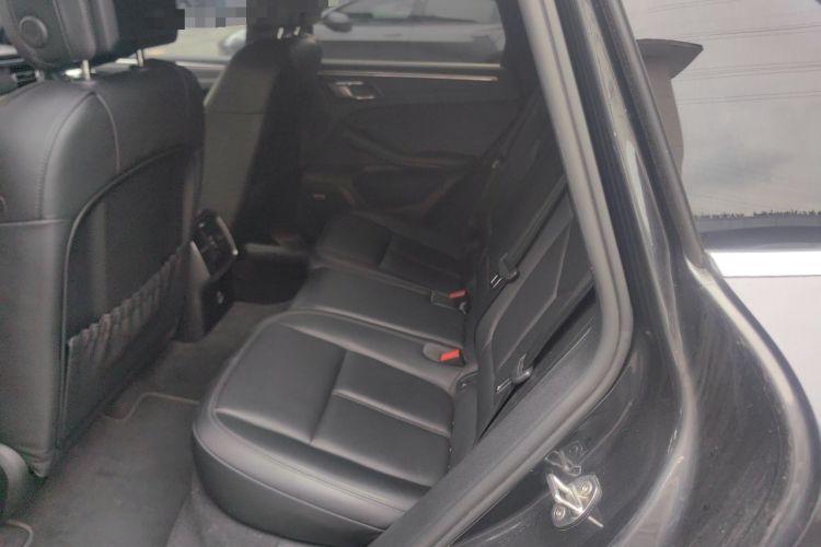 Used Porsche Macan 2021 Macan 2.0T Left Rear Seat