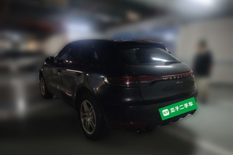 Used Porsche Macan 2021 Macan 2.0T Rear Left 45 Deg