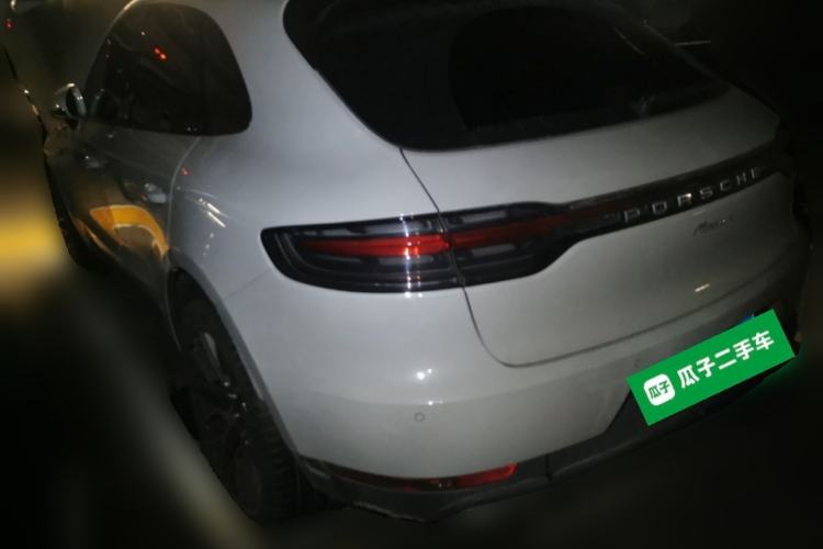 Used Porsche Macan 2021 Macan 2.0T Rear Left 45 Deg