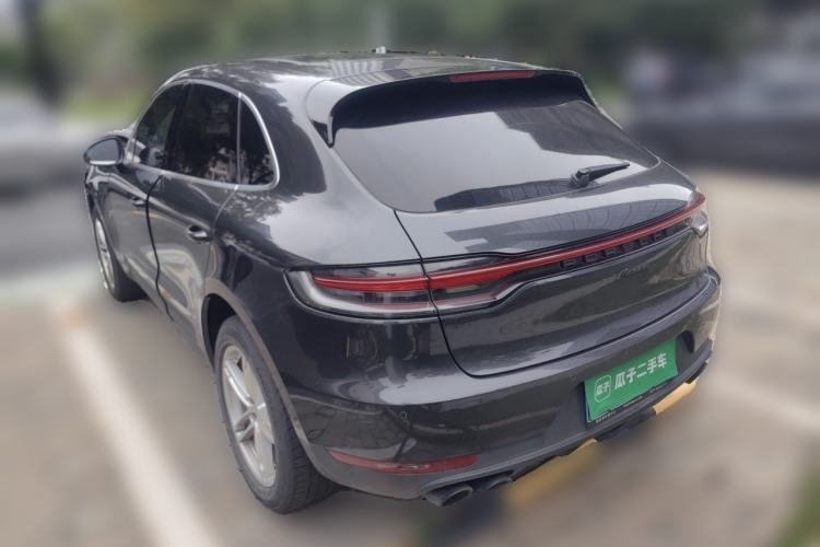 Used Porsche Macan 2021 Macan 2.0T Rear Left 45 Deg