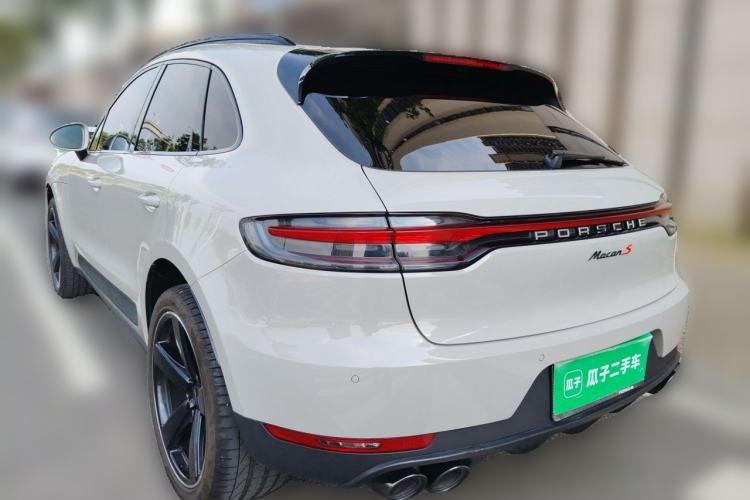 Used Porsche Macan 2021 Macan 2.0T Rear Left 45 Deg