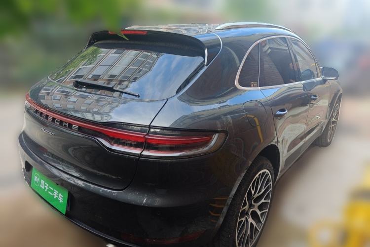 Used Porsche Macan 2021 Macan 2.0T Rear Right 45 Deg