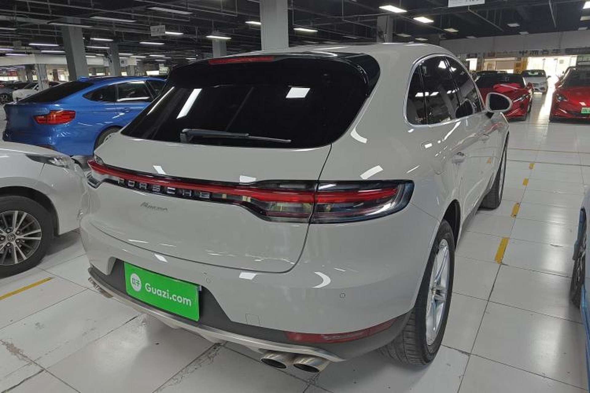 Used Porsche Macan 2021 Macan 2.0T Rear Right 45 Deg
