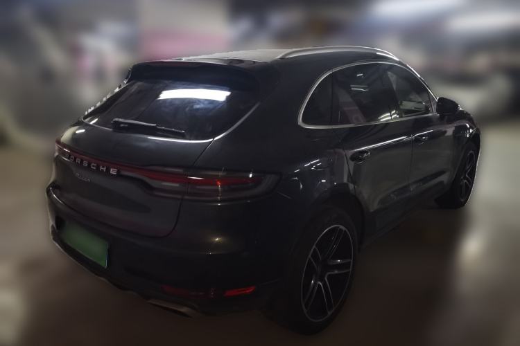 Used Porsche Macan 2021 Macan 2.0T Rear Right 45 Deg