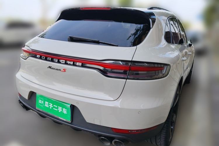 Used Porsche Macan 2021 Macan 2.0T Rear Right 45 Deg