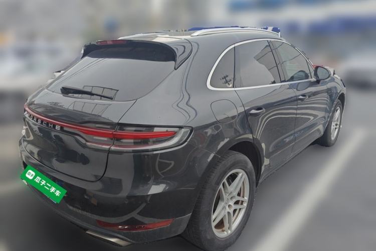Used Porsche Macan 2021 Macan 2.0T Rear Right 45 Deg