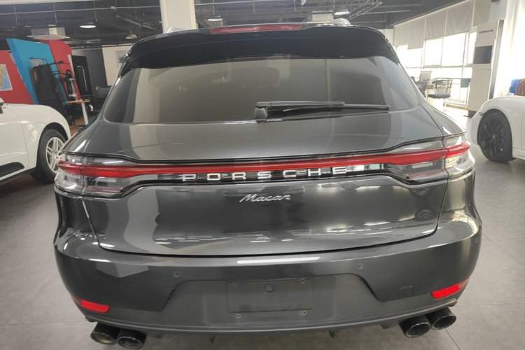 Used Porsche Macan 2021 Macan 2.0T Rear