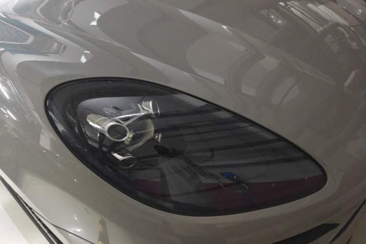 Used Porsche Macan 2021 Macan 2.0T Right Front Headlight