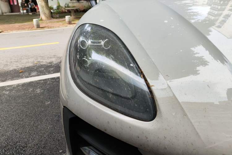 Used Porsche Macan 2021 Macan 2.0T Right Front Headlight
