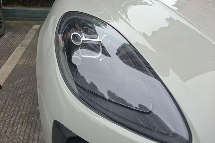 Used Porsche Macan 2021 Macan 2.0T Right Front Headlight