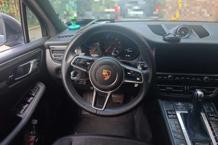 Used Porsche Macan 2021 Macan 2.0T Steering Wheel