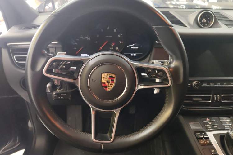 Used Porsche Macan 2021 Macan 2.0T Steering Wheel