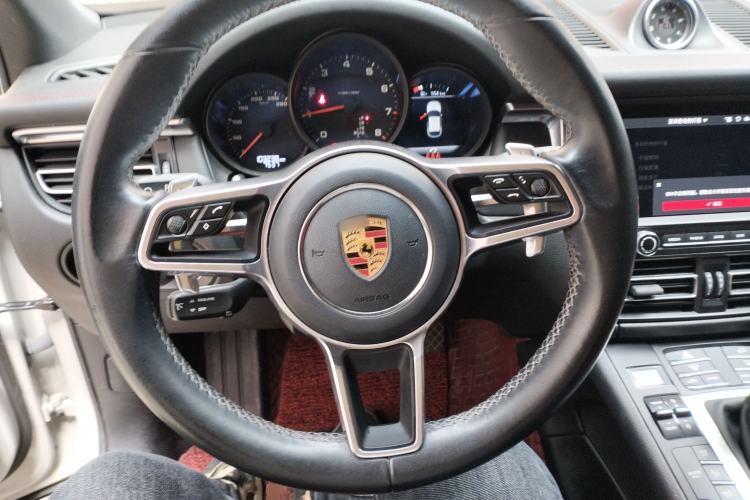 Used Porsche Macan 2021 Macan 2.0T Steering Wheel