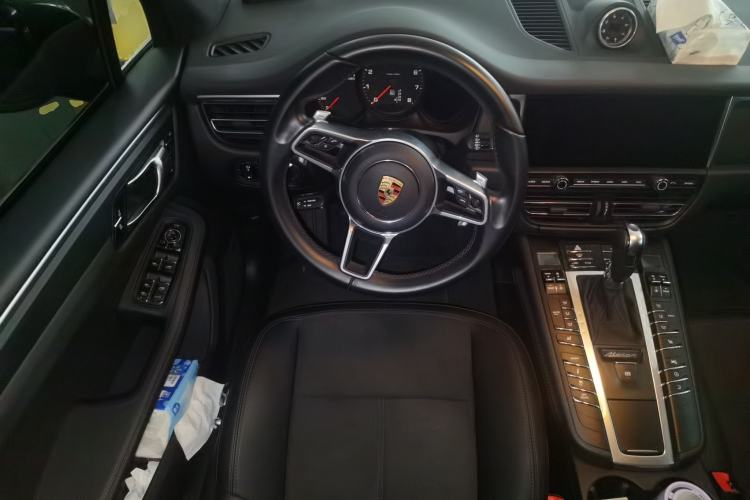 Used Porsche Macan 2021 Macan 2.0T Steering Wheel