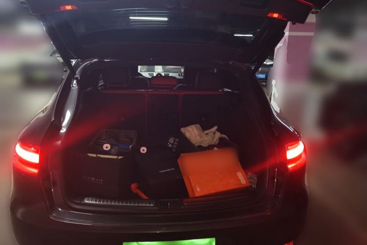 Used Porsche Macan 2021 Macan 2.0T Trunk