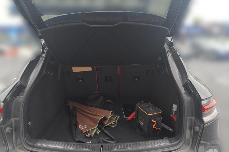 Used Porsche Macan 2021 Macan 2.0T Trunk