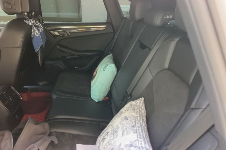 Used Porsche Macan 2021 Macan 2.0T Left Rear Seat