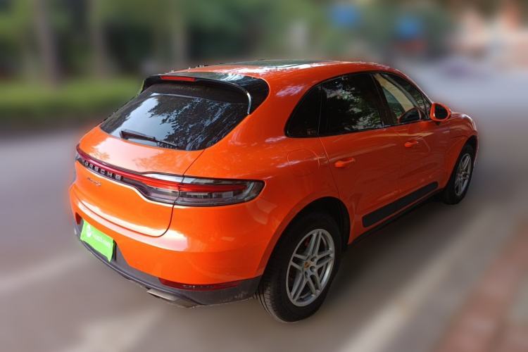 Used Porsche Macan 2021 Macan 2.0T Rear Right 45 Deg