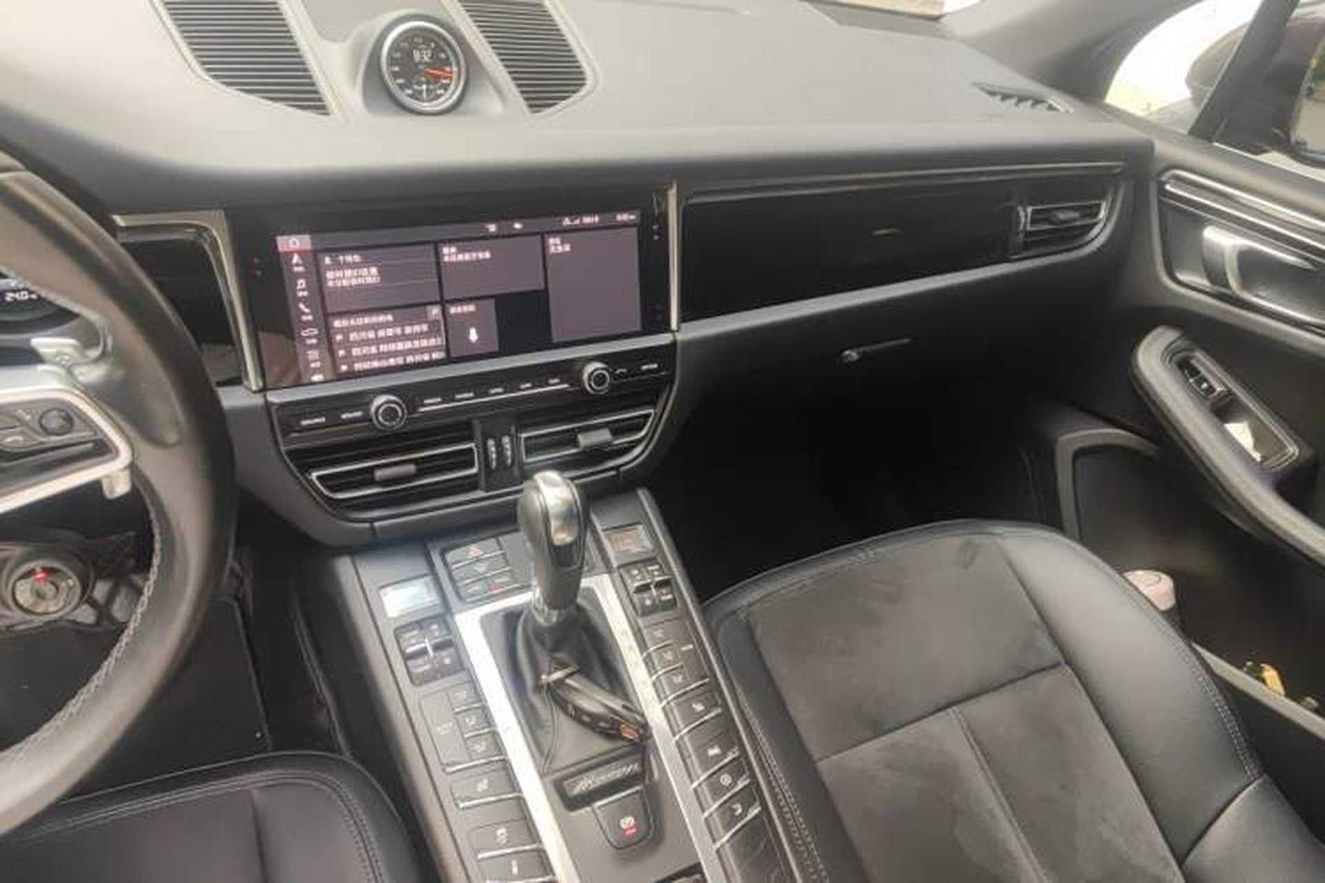 Used Porsche Macan 2021 Macan S 3.0T Audio And AC Panel