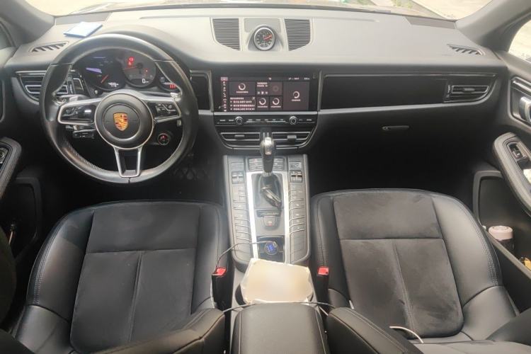 Used Porsche Macan 2021 Macan S 3.0T Center Console