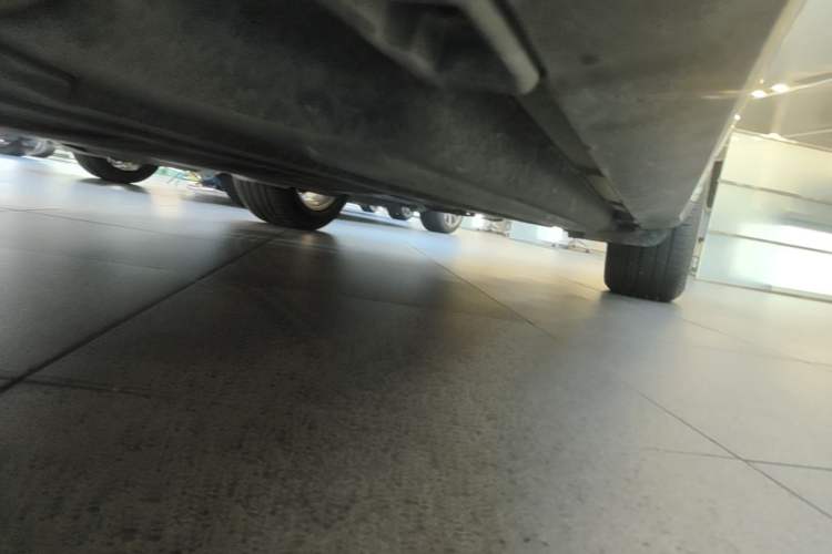 Used Porsche Macan 2021 Macan 2.0T Chassis Front Left