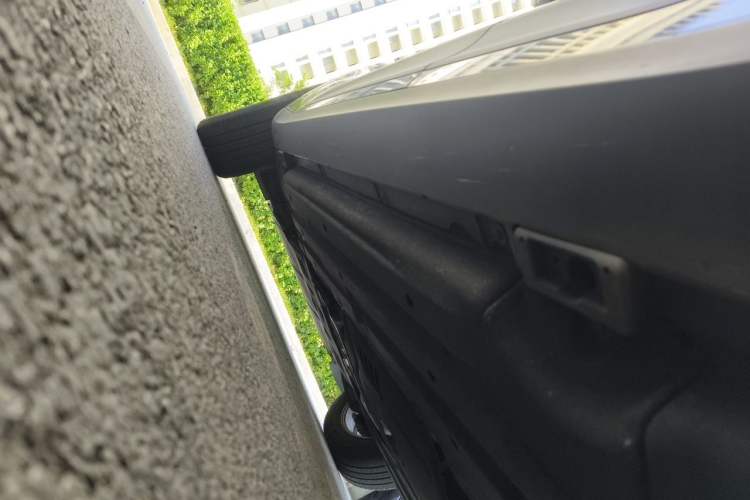 Used Porsche Macan 2021 Macan 2.0T Chassis Rear Left