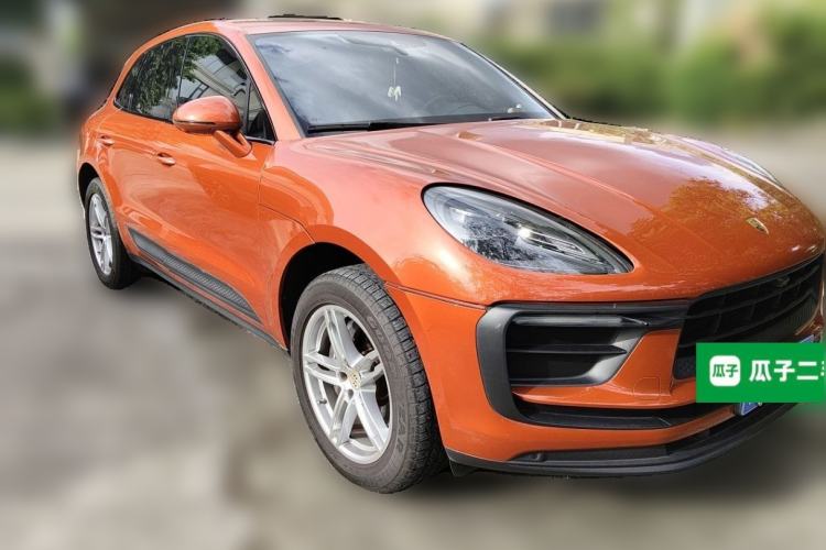 Used Porsche Macan  Front Right 45 Deg