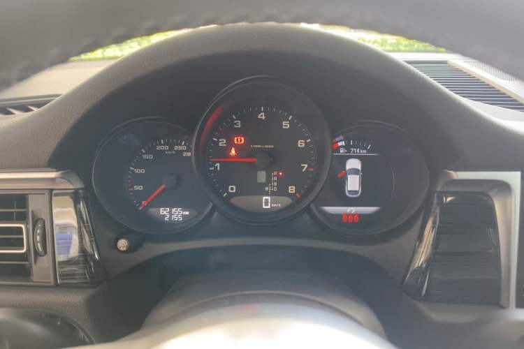Used Porsche Macan 2021 Macan 2.0T Instrument Cluster