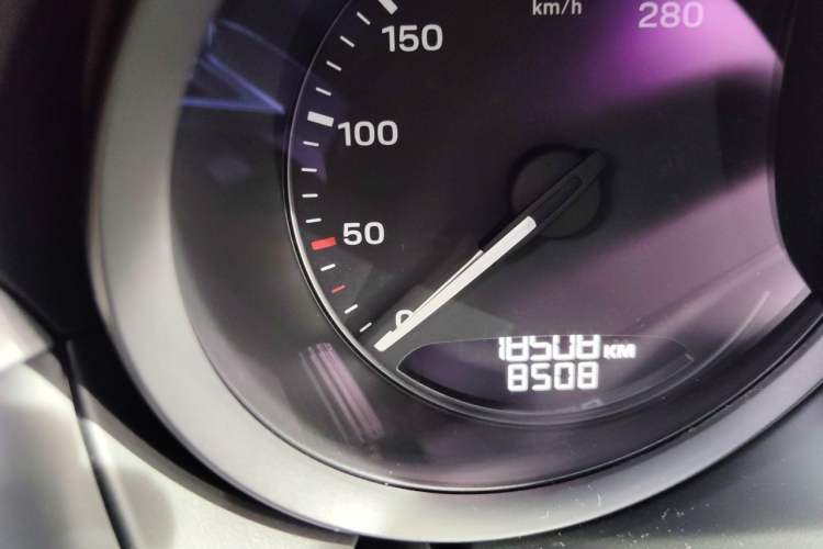 Used Porsche Macan  Odometer Close Up