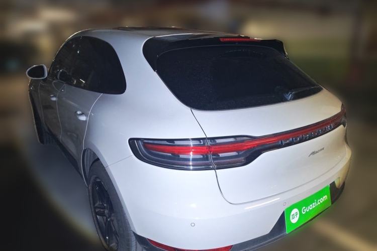 Used Porsche Macan 2021 Macan 2.0T Rear Left 45 Deg