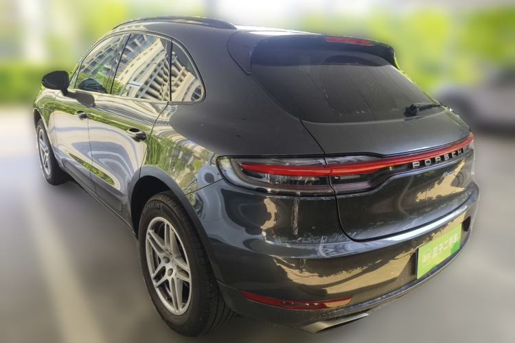 Used Porsche Macan 2021 Macan 2.0T Rear Left 45 Deg