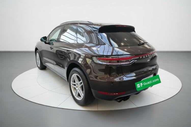 Used Porsche Macan 2021 Macan 2.0T Rear Left 45 Deg