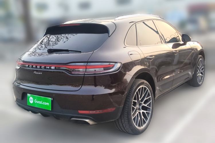Used Porsche Macan 2021 Macan 2.0T Rear Right 45 Deg