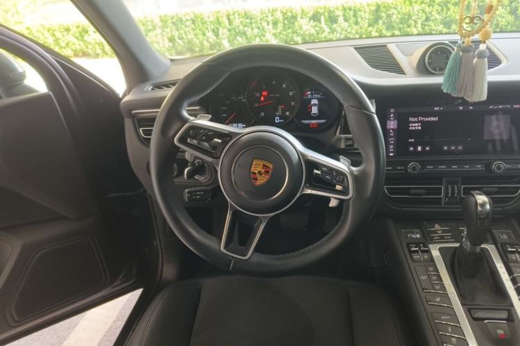 Used Porsche Macan 2021 Macan 2.0T Steering Wheel