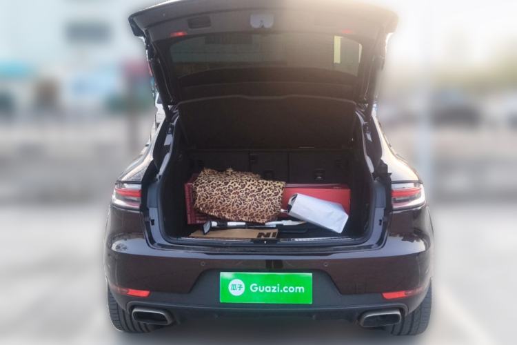 Used Porsche Macan 2021 Macan 2.0T Trunk