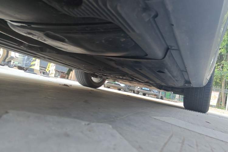 Used Porsche Macan 2021 Macan 2.0T Chassis Rear Right