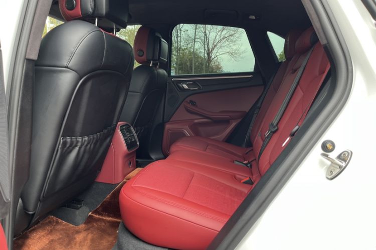 Used Porsche Macan 2021 Macan 2.0T Interior 9
