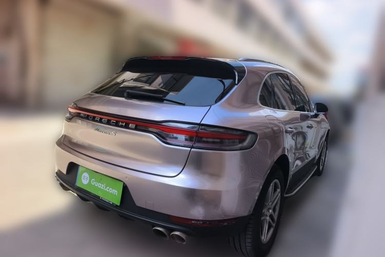 Used Porsche Macan 2021 Macan 2.0T Rear Right 45 Deg