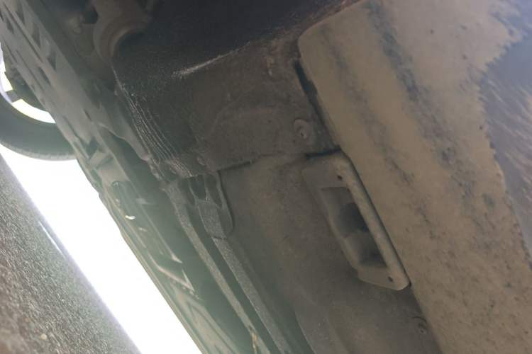 Used Porsche Macan 2021 Macan 2.0T Chassis Front Left