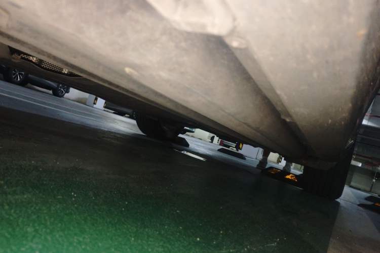 Used Porsche Macan 2021 Macan 2.0T Chassis Front Left