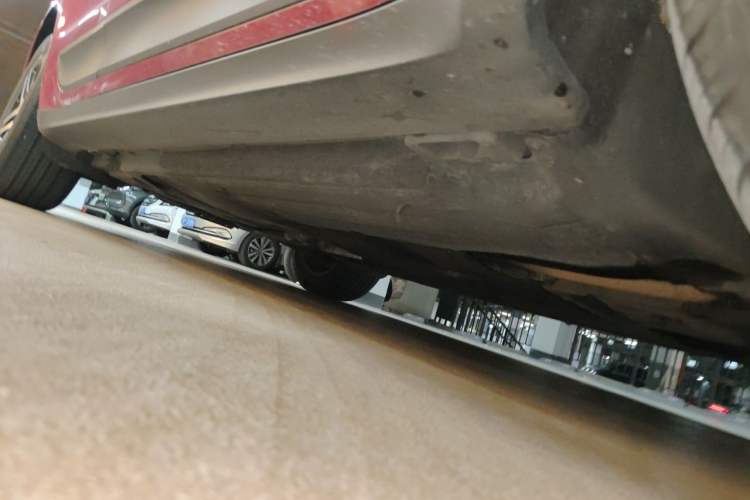 Used Porsche Macan 2021 Macan 2.0T Chassis Front Right