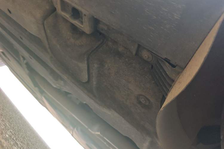 Used Porsche Macan 2021 Macan 2.0T Chassis Rear Left