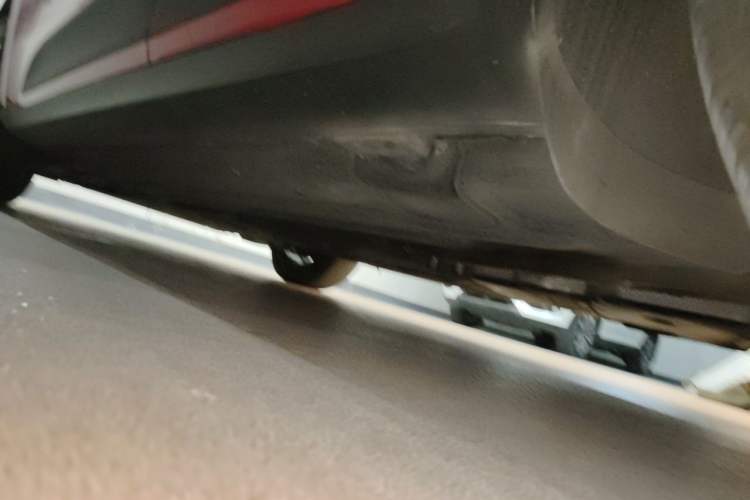 Used Porsche Macan 2021 Macan 2.0T Chassis Rear Left