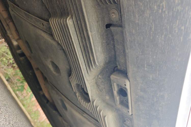 Used Porsche Macan 2021 Macan 2.0T Chassis Rear Right
