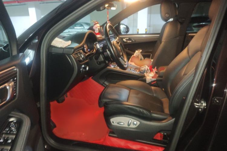 Used Porsche Macan 2021 Macan 2.0T Driver Seat