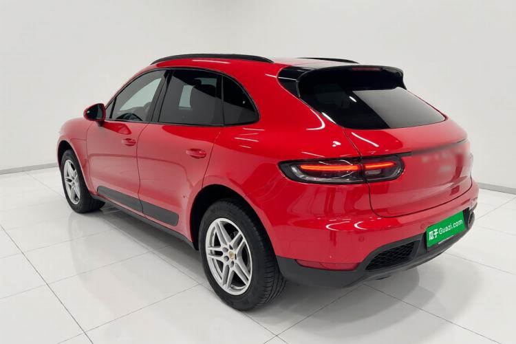 Used Porsche Macan 2021 Macan 2.0T Exterior 2