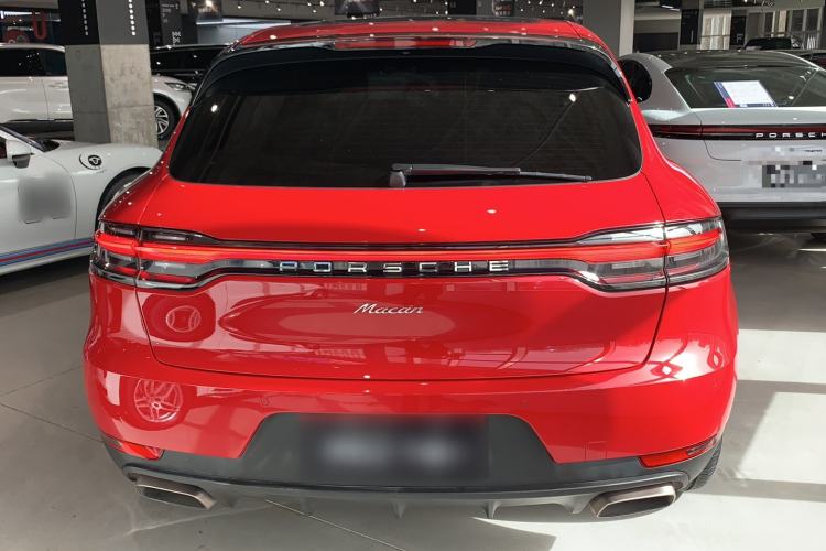 Used Porsche Macan 2021 Macan 2.0T Exterior 4