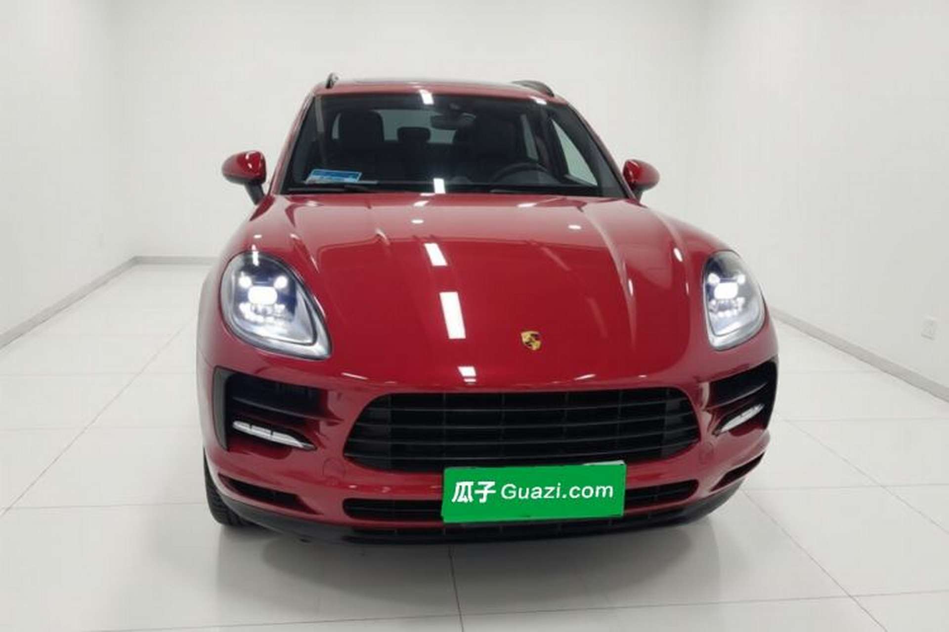 Used Porsche Macan 2021 Macan 2.0T Front