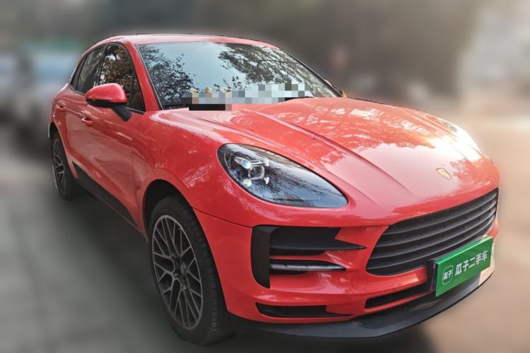 Used Porsche Macan 2021 Macan 2.0T Front Right 45 Deg