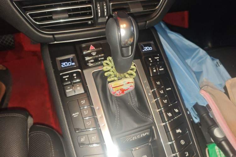 Used Porsche Macan 2021 Macan 2.0T Gear Lever